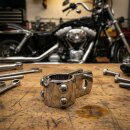 Befestigungsklemme 25mm Chrom Halterung 1" Lenker Harley Rahmen Sturzbügel Raste