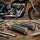 Pedaline poggiapiedi cromo Universale con staffa per Harley Honda Suzuki Yamaha